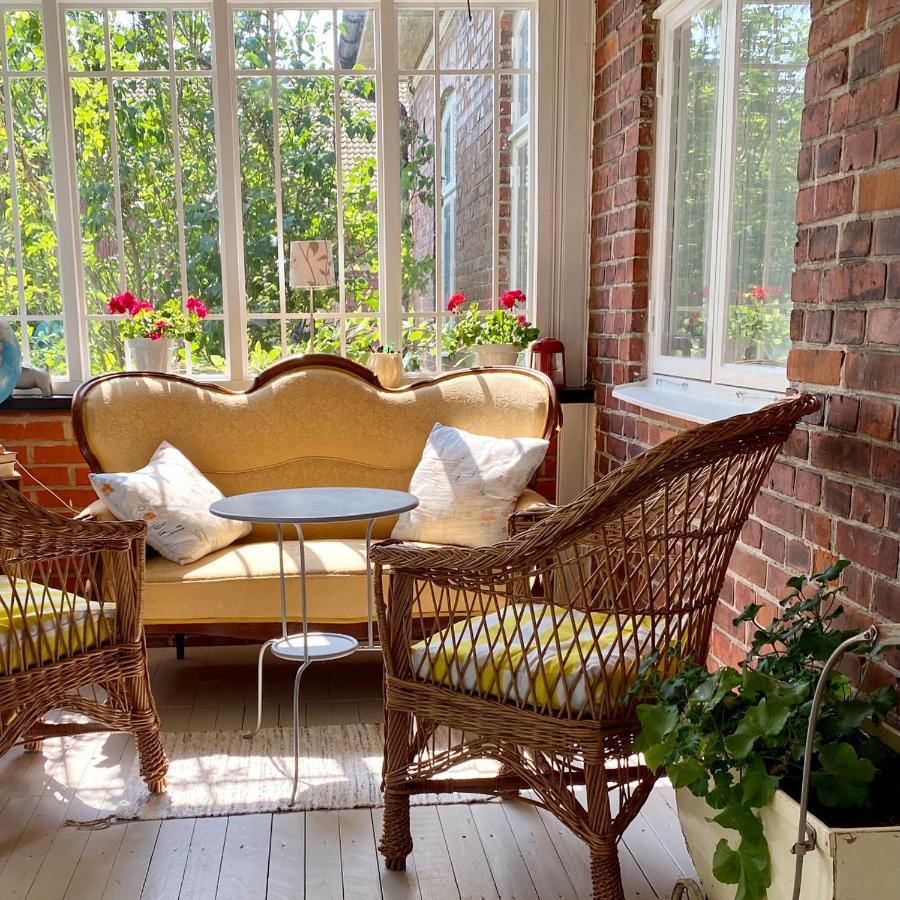 Villa Sandby B&B Borrby Eksteriør billede